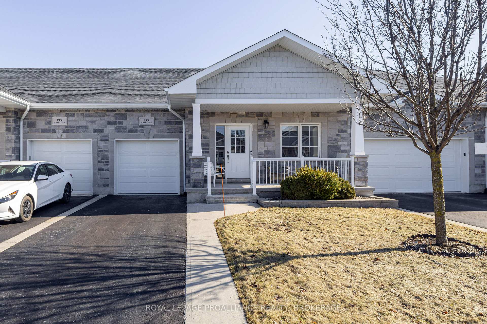 Photo 3 of 193 Sorbie Crescent, Loyalist, Amherstview — HOMEH