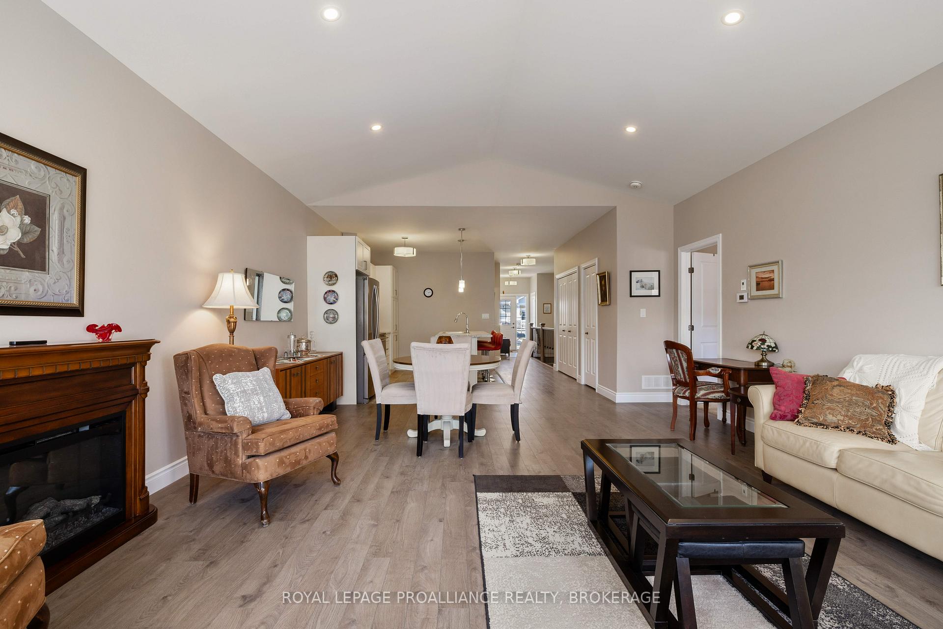 Photo 12 of 193 Sorbie Crescent, Loyalist, Amherstview — HOMEH