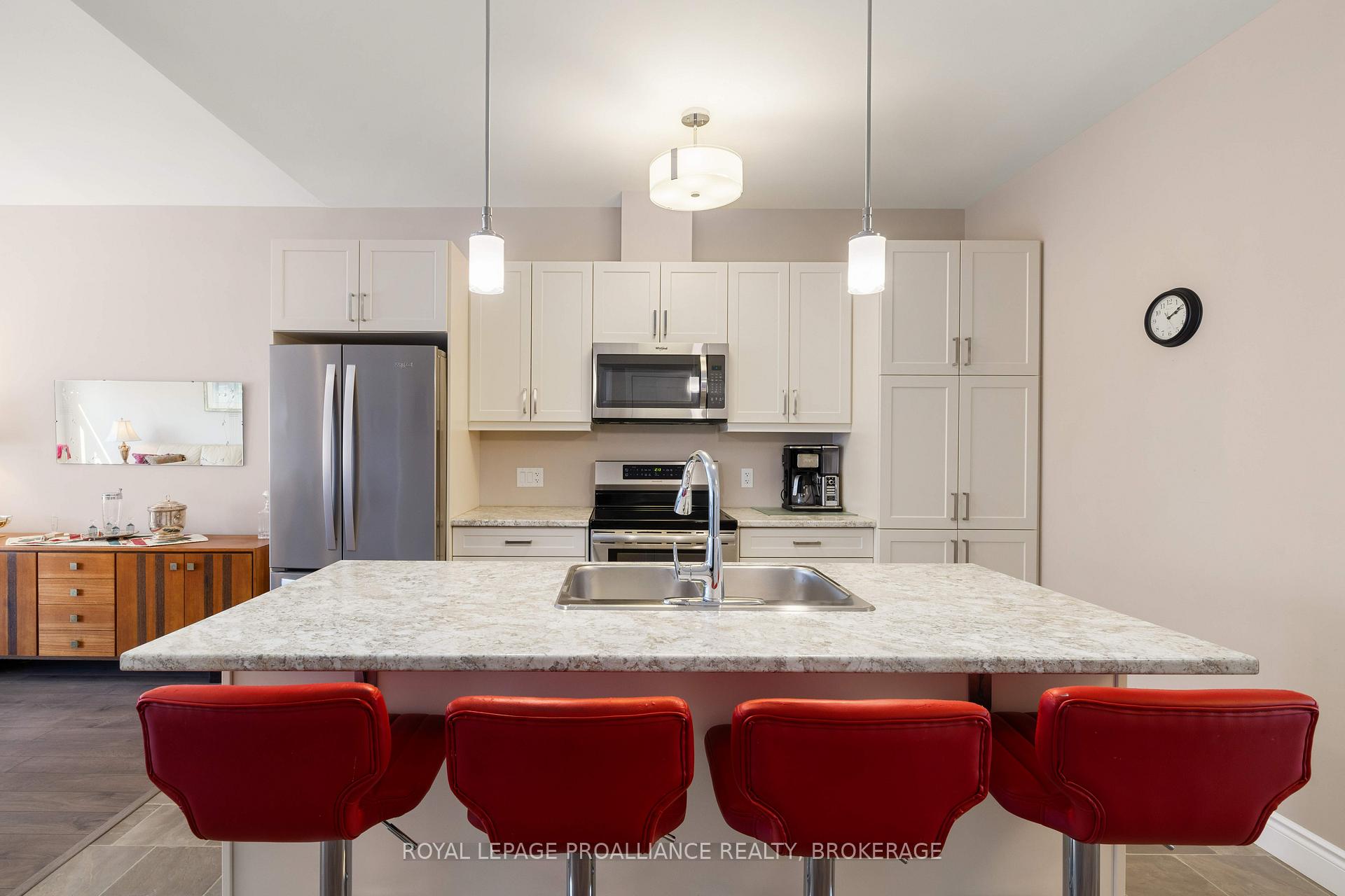 Photo 16 of 193 Sorbie Crescent, Loyalist, Amherstview — HOMEH