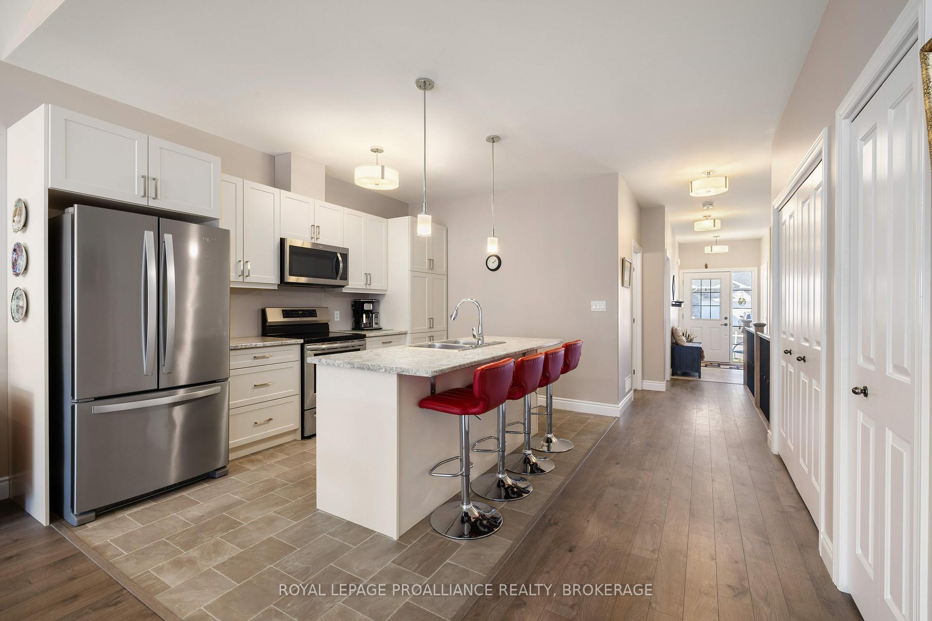 Photo 21 of 193 Sorbie Crescent, Loyalist, Amherstview — HOMEH