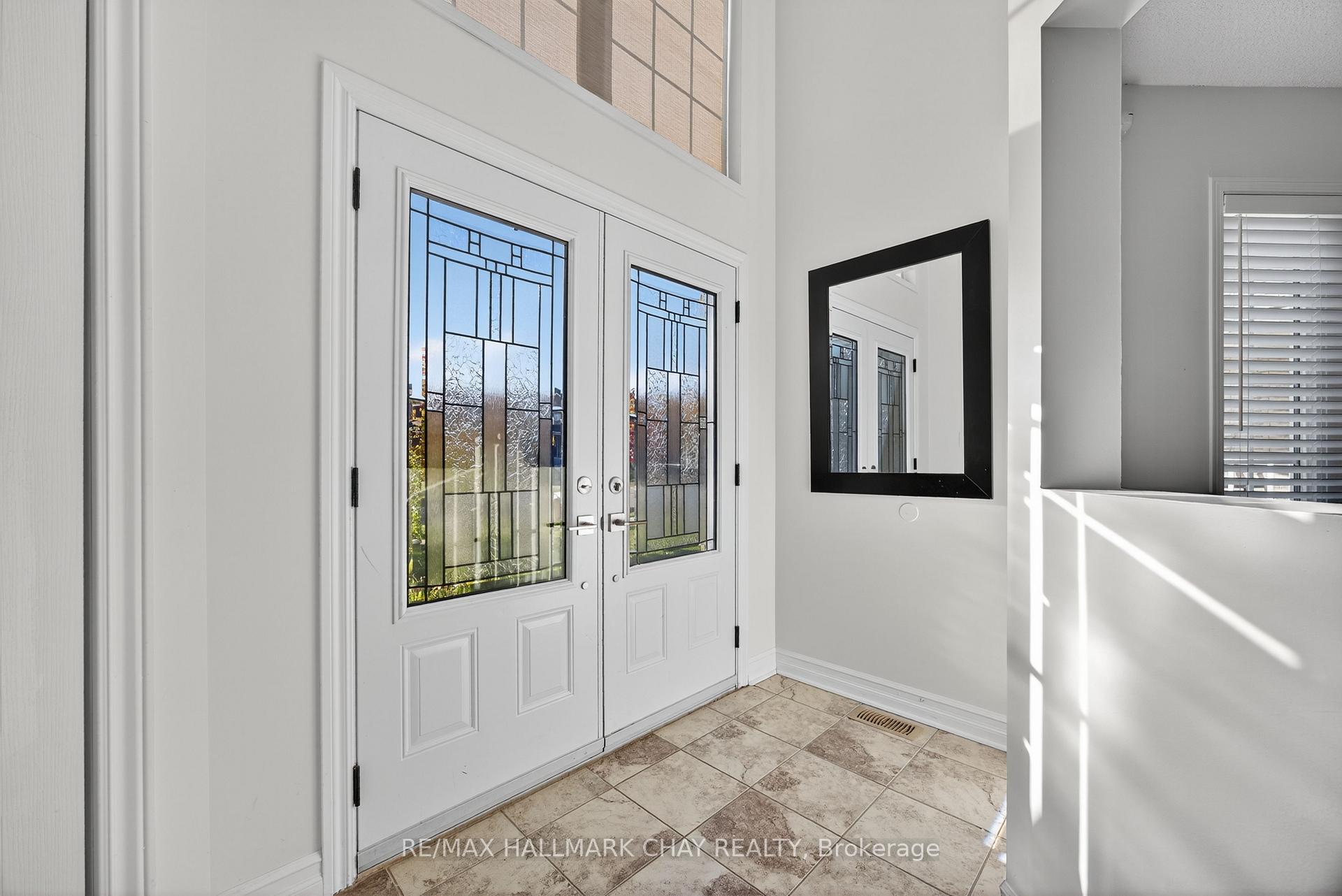 Photo 3 of 2065 Wilson Street, Innisfil, Alcona — HOMEH