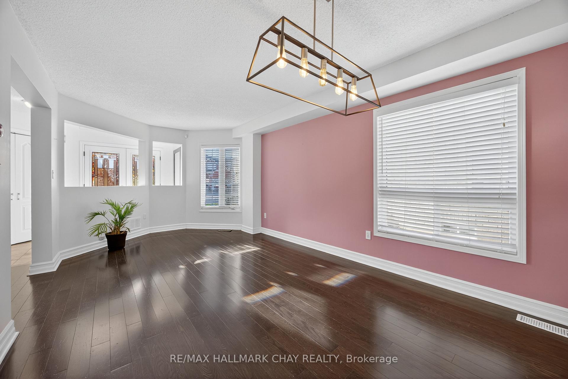Photo 7 of 2065 Wilson Street, Innisfil, Alcona — HOMEH