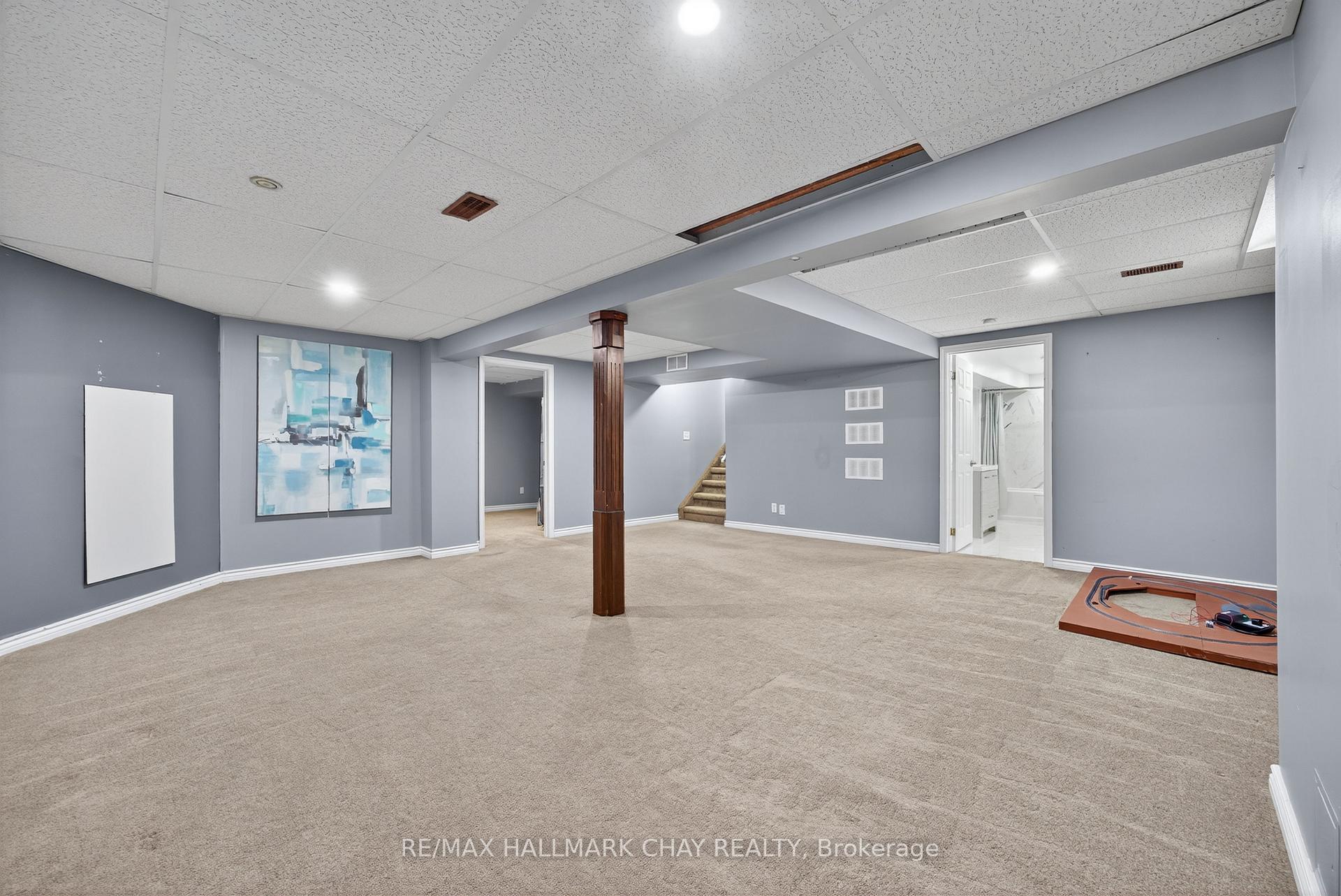Photo 30 of 2065 Wilson Street, Innisfil, Alcona — HOMEH