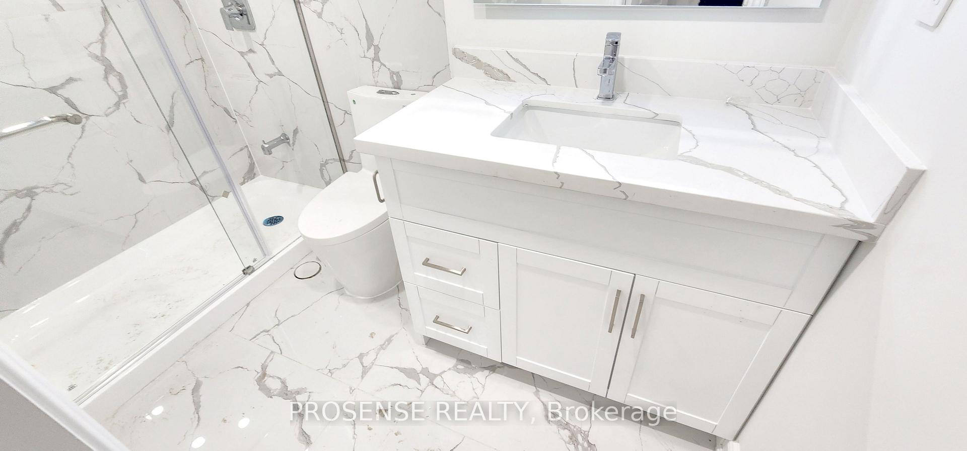 Photo 34 of 67 Holcomb Terrace, Hamilton, Waterdown — HOMEH