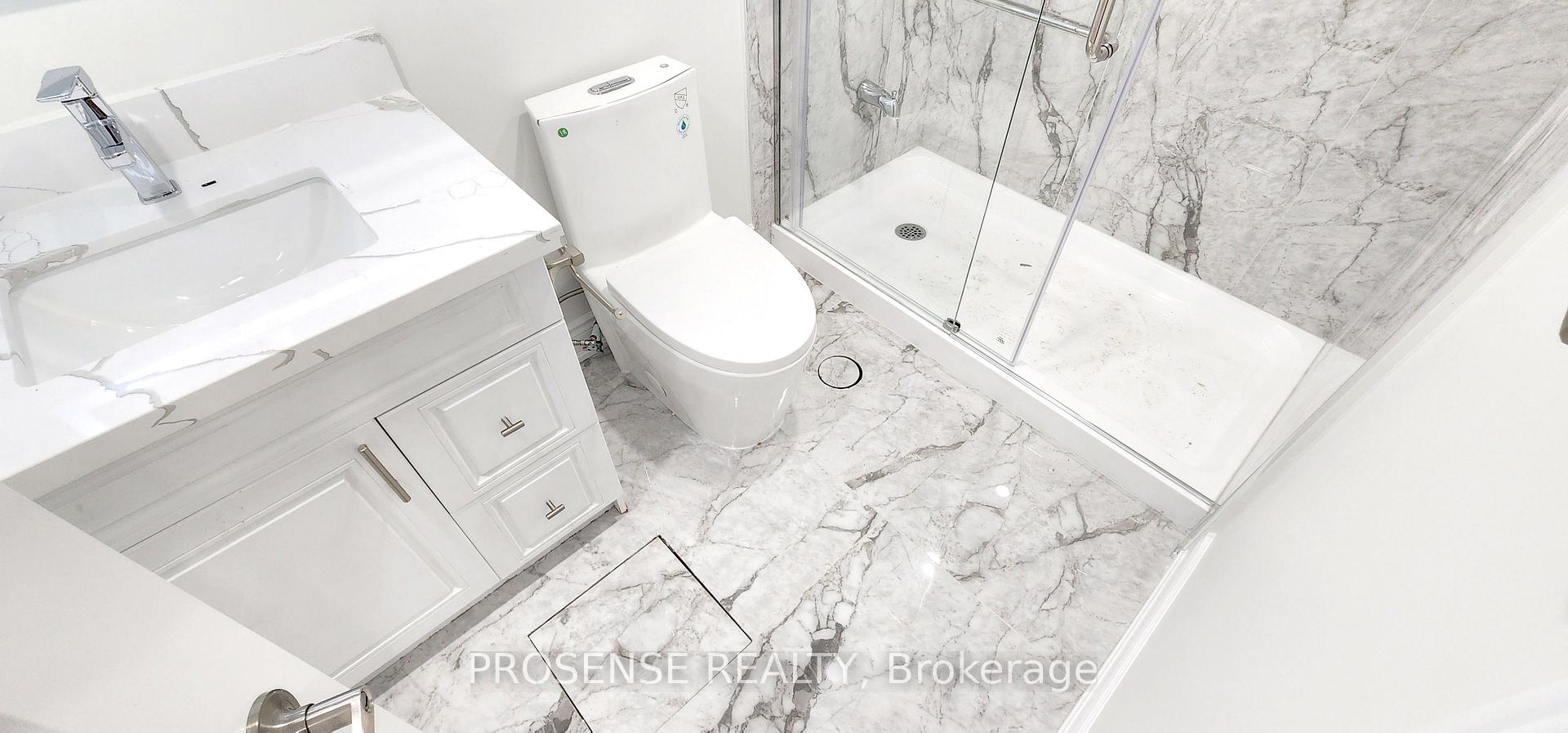 Photo 37 of 67 Holcomb Terrace, Hamilton, Waterdown — HOMEH