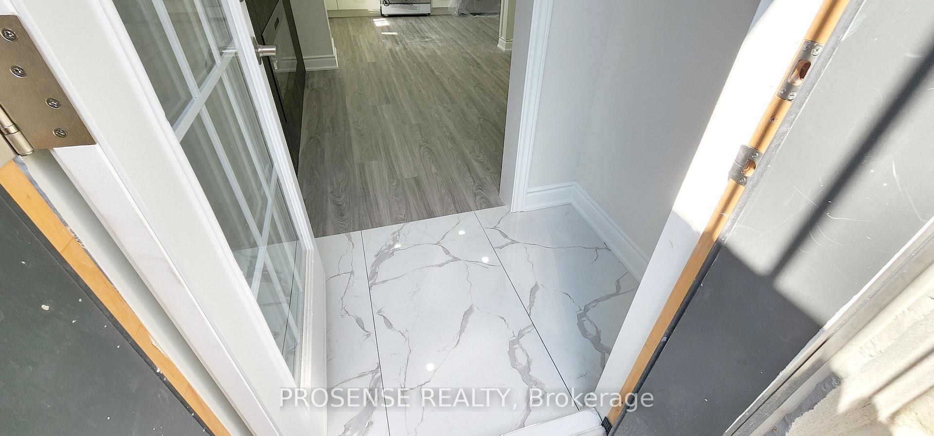 Photo 44 of 67 Holcomb Terrace, Hamilton, Waterdown — HOMEH
