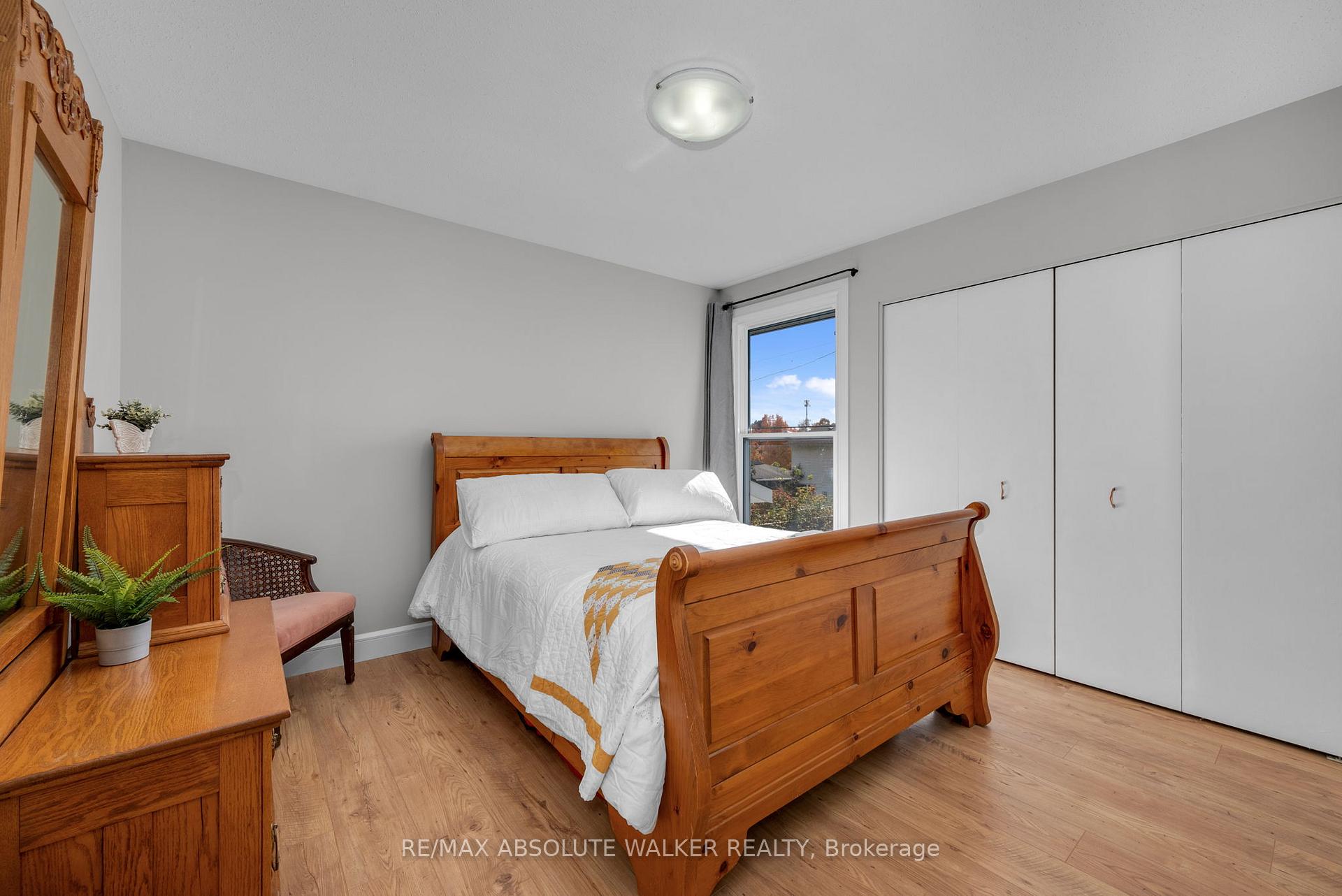 Photo 20 of 5298 Hillcrest Drive, Ottawa, Manotick Long Island & Nicholls Island — HOMEH