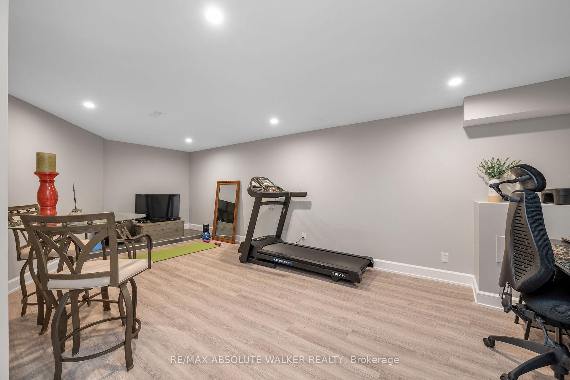 Photo 23 of 5298 Hillcrest Drive, Ottawa, Manotick Long Island & Nicholls Island — HOMEH
