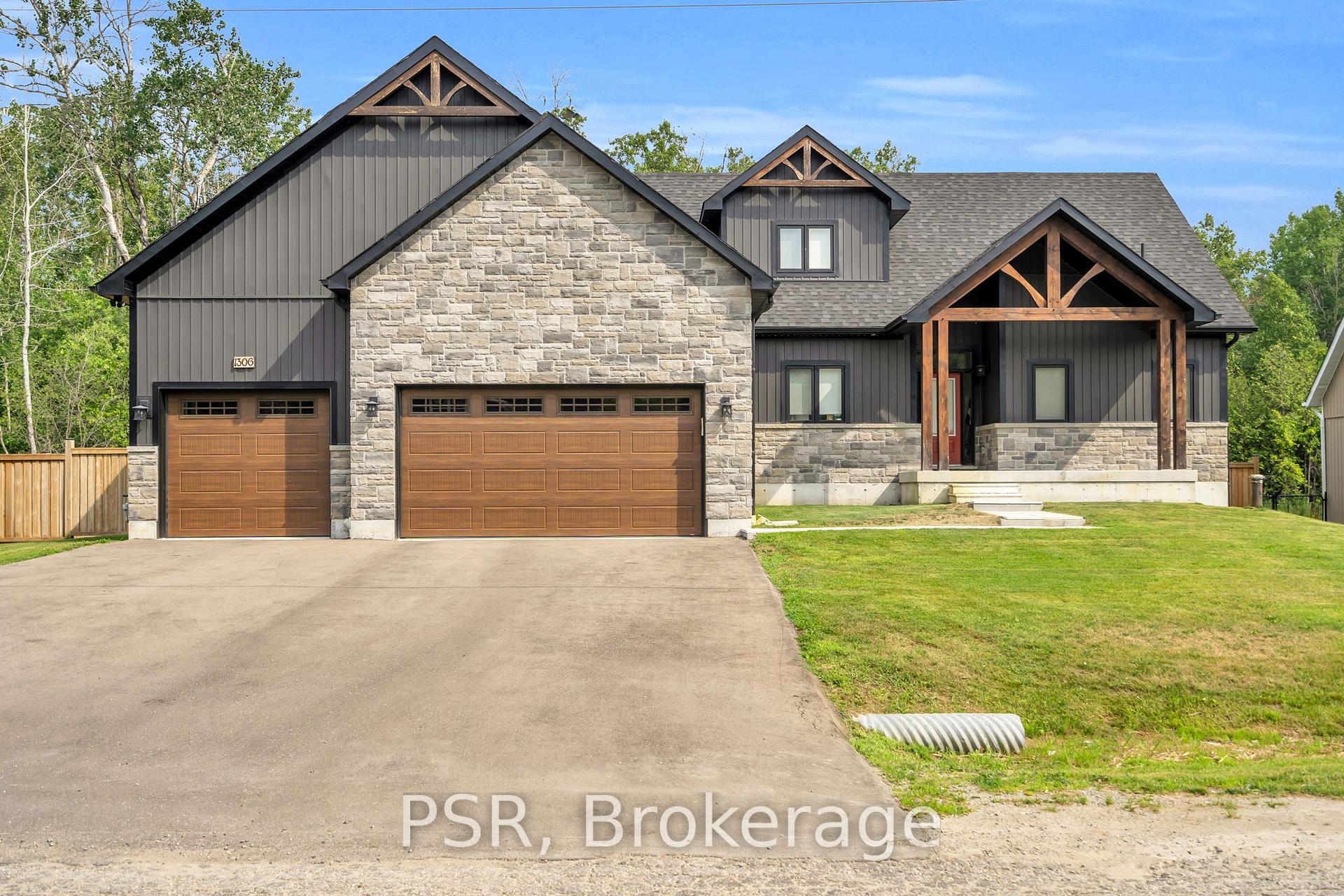 Photo 5 of 1306 Squire Street, Innisfil, Lefroy — HOMEH