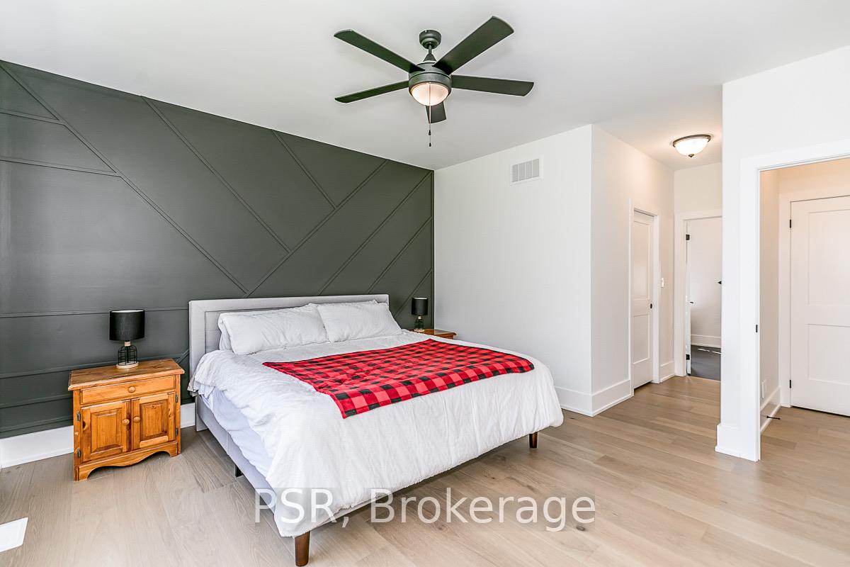 Photo 28 of 1306 Squire Street, Innisfil, Lefroy — HOMEH