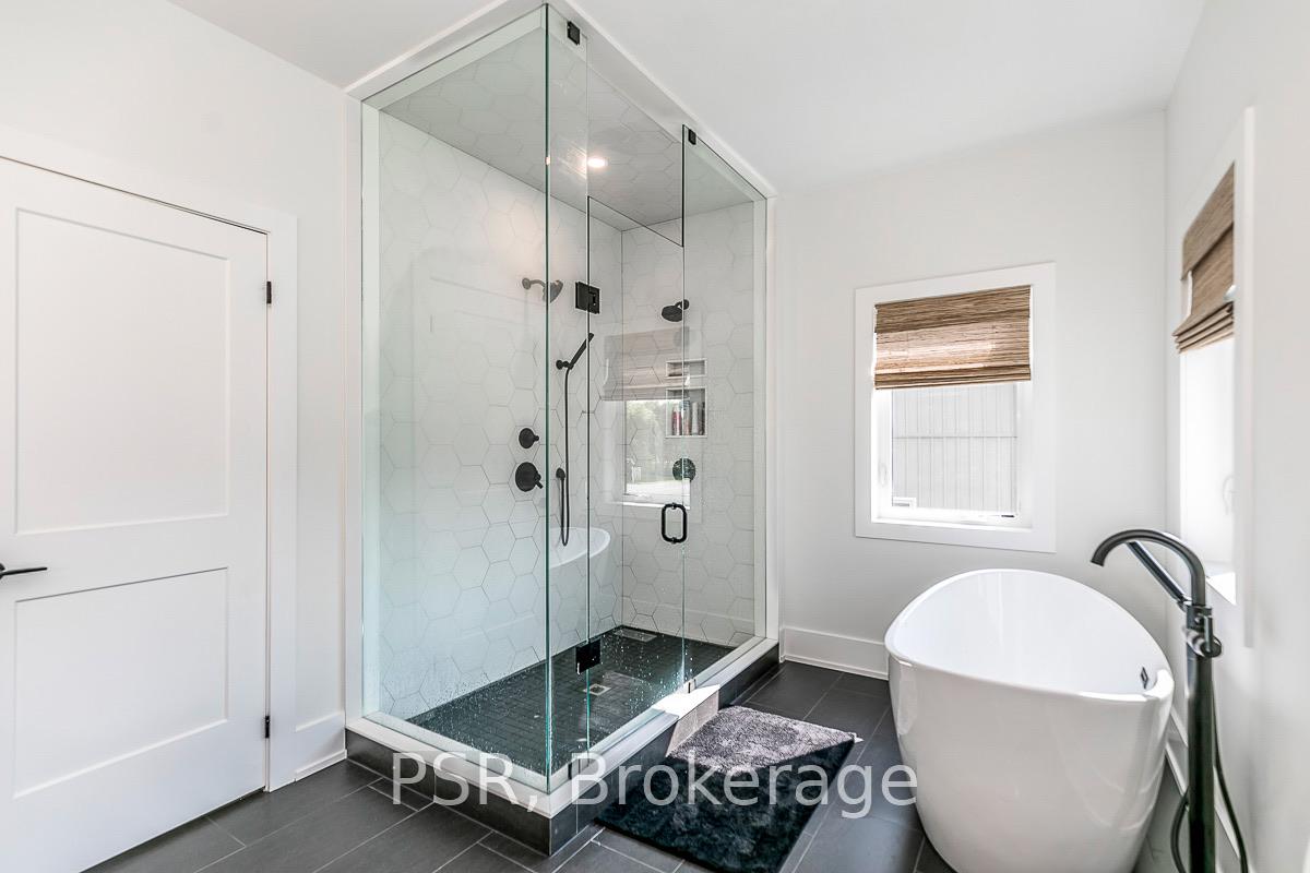 Photo 30 of 1306 Squire Street, Innisfil, Lefroy — HOMEH