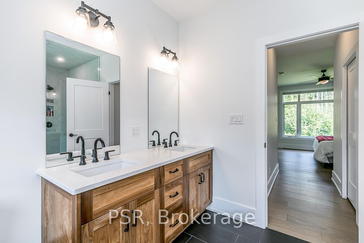 Photo 32 of 1306 Squire Street, Innisfil, Lefroy — HOMEH