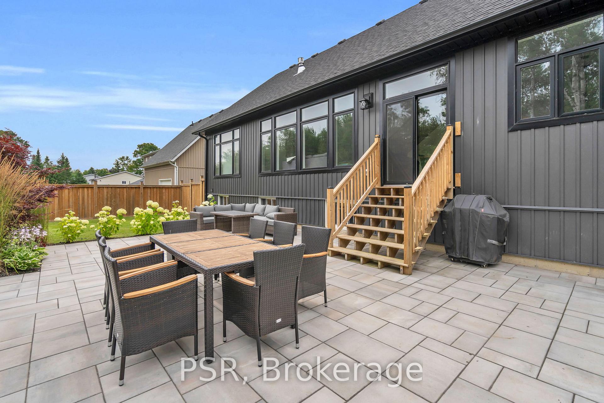 Photo 38 of 1306 Squire Street, Innisfil, Lefroy — HOMEH