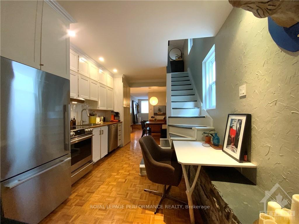 Photo 3 of 142 St Andrew Street, Ottawa, Lower Town/Byward Market — HOMEH