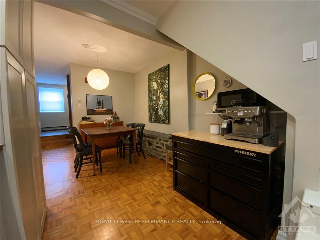 Photo 4 of 142 St Andrew Street, Ottawa, Lower Town/Byward Market — HOMEH