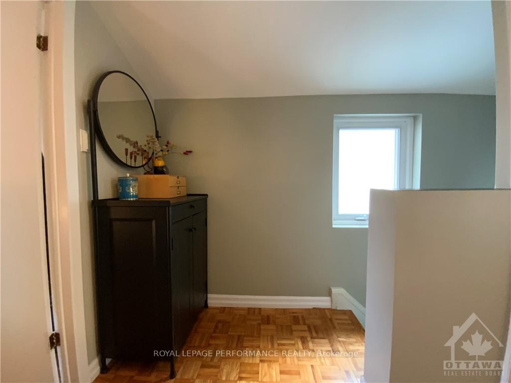 Photo 7 of 142 St Andrew Street, Ottawa, Lower Town/Byward Market — HOMEH