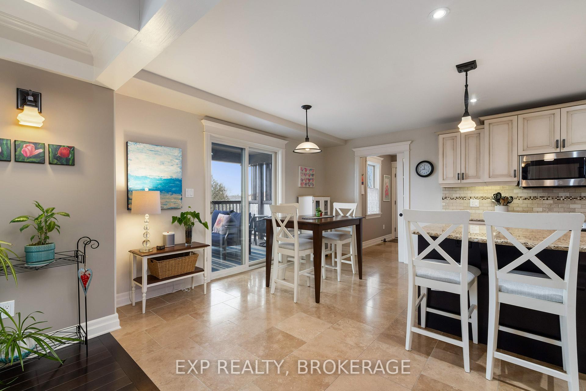 Photo 14 of 132 Kildare Avenue, Loyalist, Amherstview — HOMEH