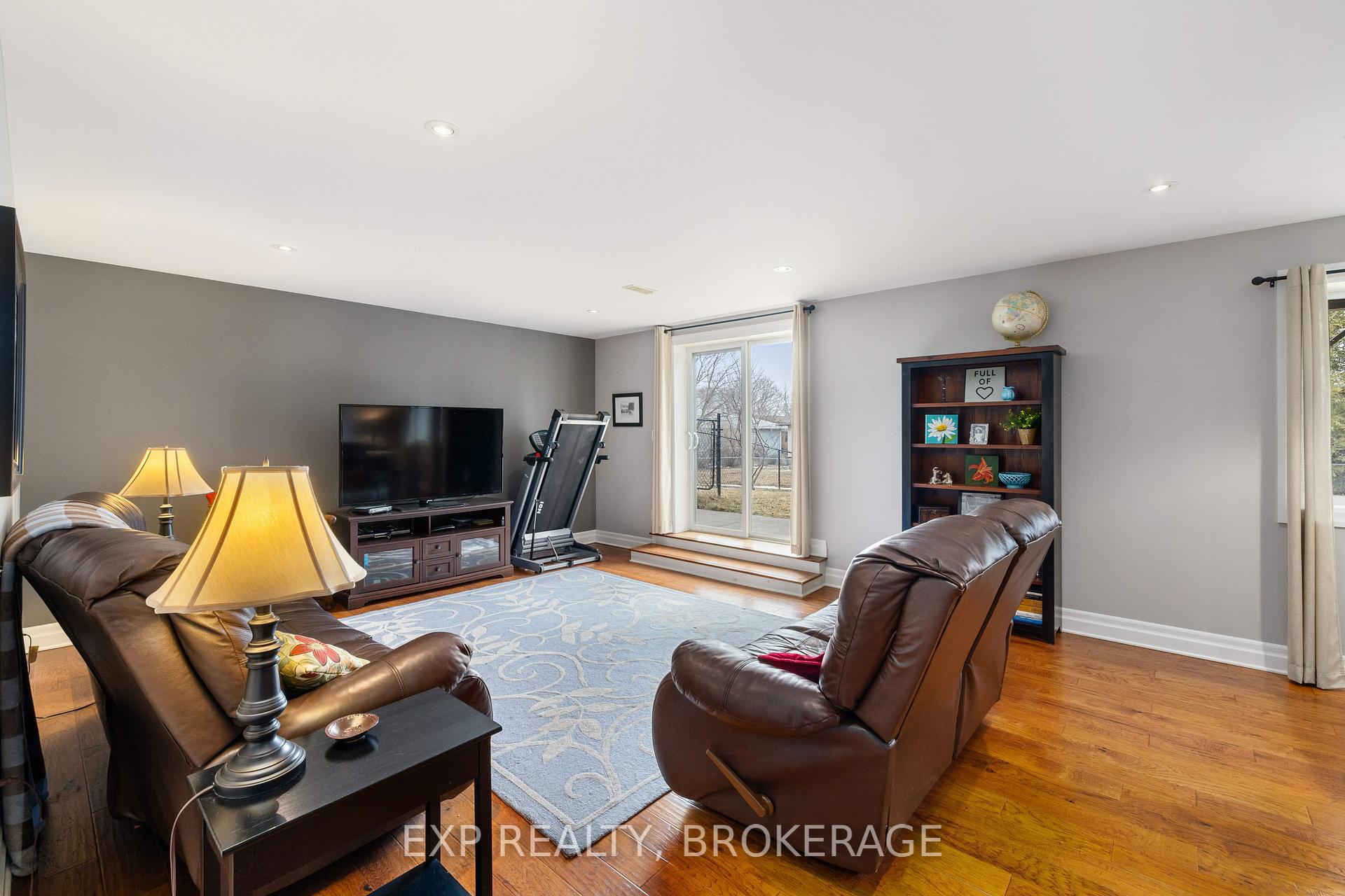 Photo 36 of 132 Kildare Avenue, Loyalist, Amherstview — HOMEH