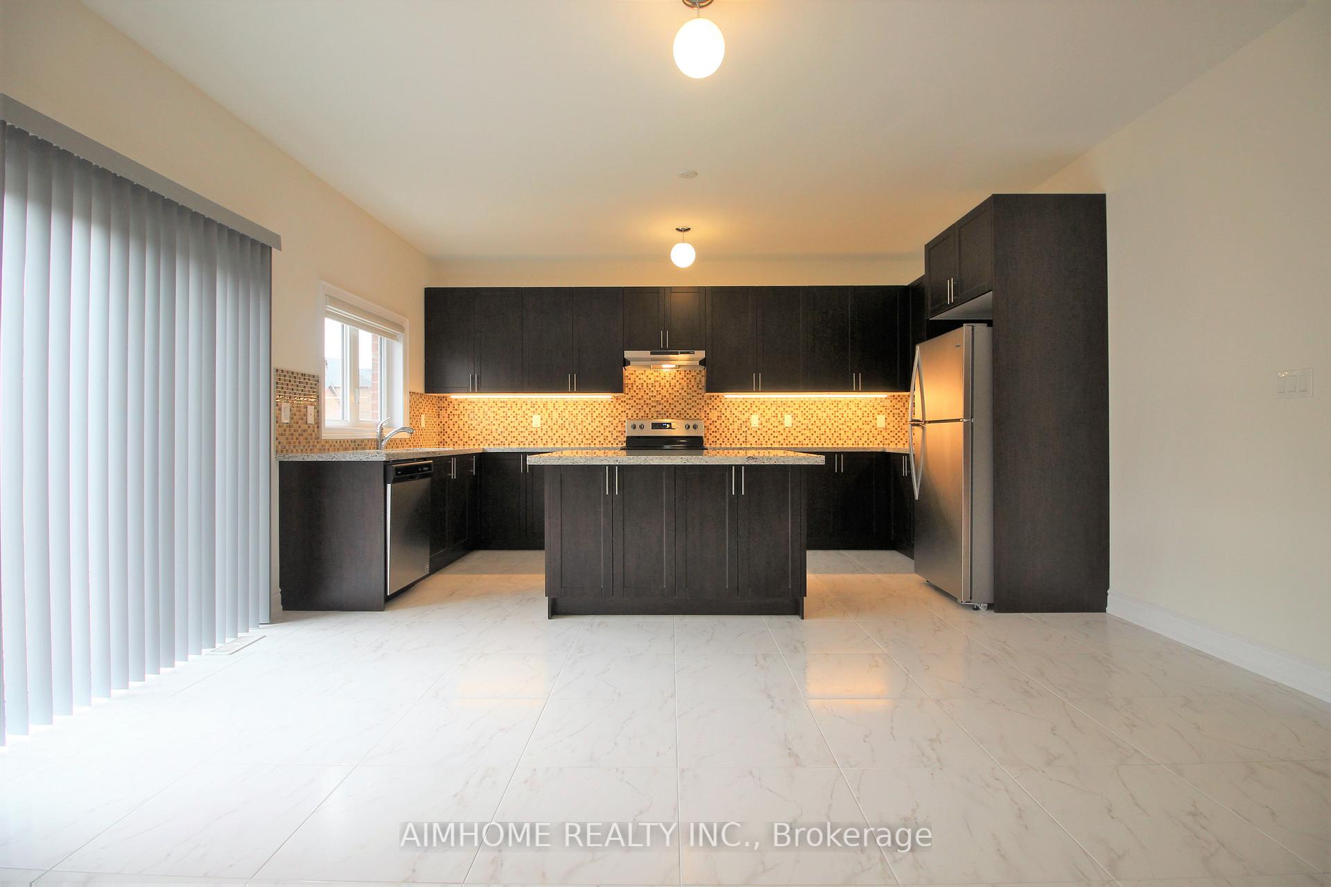 Photo 7 of 1005 Wickham Road, Innisfil, Alcona — HOMEH