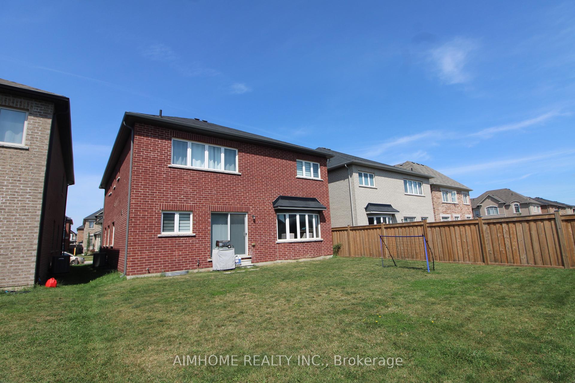 Photo 24 of 1005 Wickham Road, Innisfil, Alcona — HOMEH