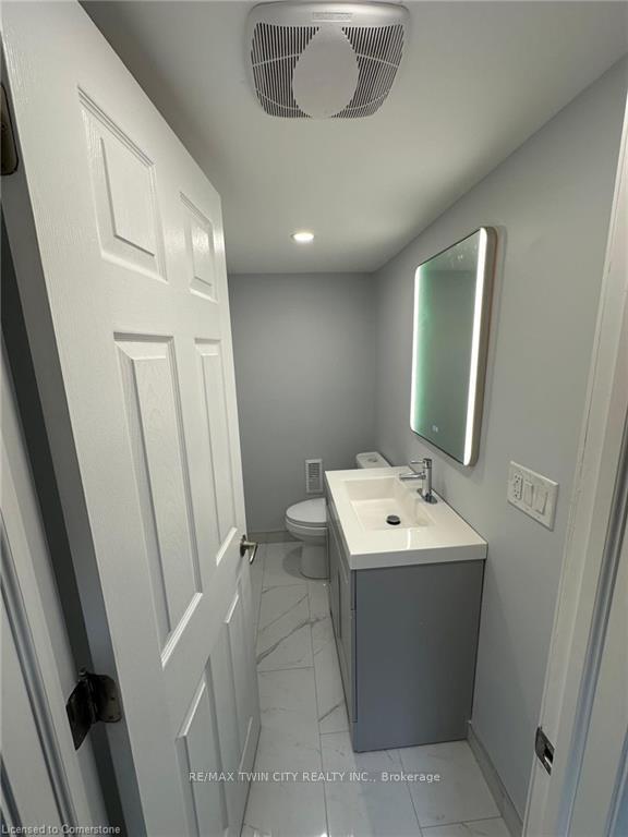 Photo 4 of Unit B, 8 Roseneath Crescent, Kitchener — HOMEH