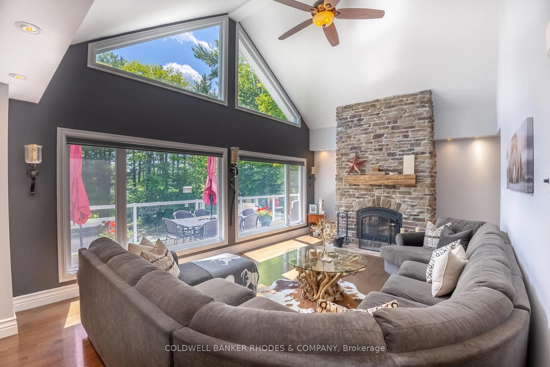 Photo 24 of 1045 Wabalac Road, Lanark Highlands, Lanark Highlands (Darling) Twp — HOMEH