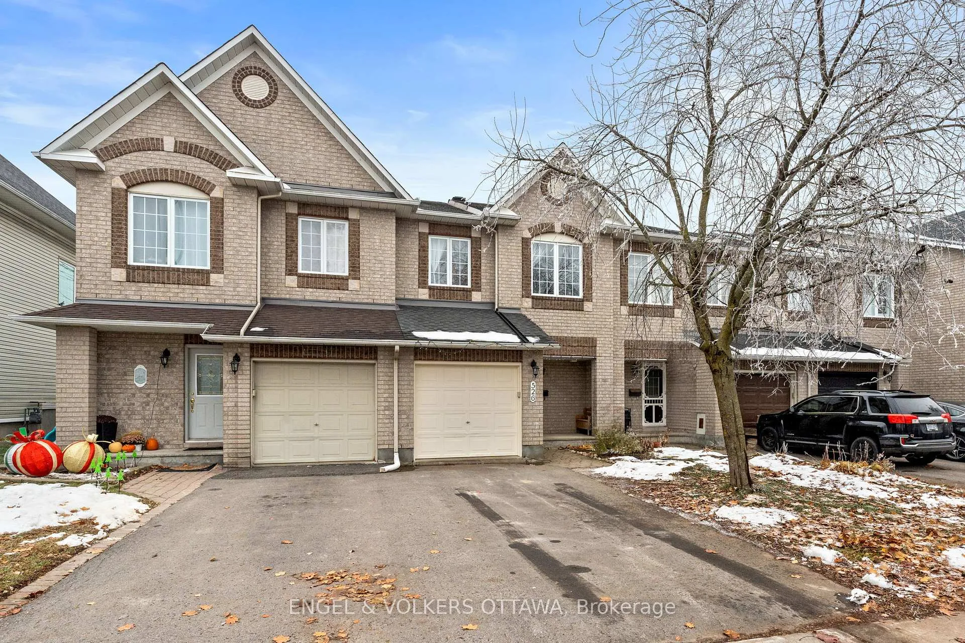 Photo 2 of 526 Meadowbreeze Drive, Ottawa, Kanata - Emerald Meadows/Trailwest — HOMEH