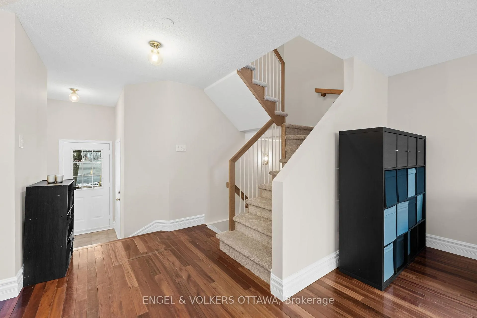 Photo 17 of 526 Meadowbreeze Drive, Ottawa, Kanata - Emerald Meadows/Trailwest — HOMEH
