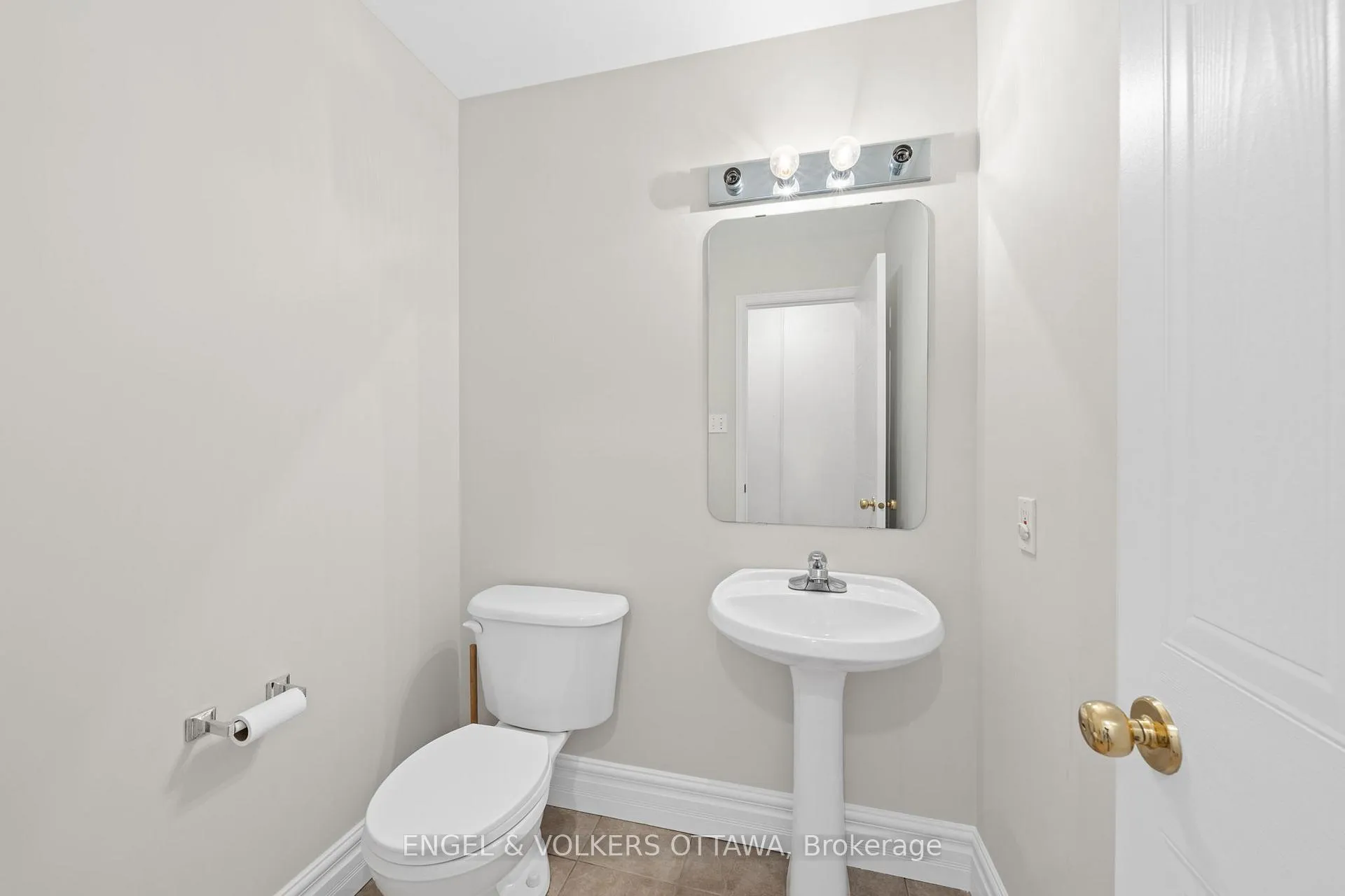 Photo 18 of 526 Meadowbreeze Drive, Ottawa, Kanata - Emerald Meadows/Trailwest — HOMEH