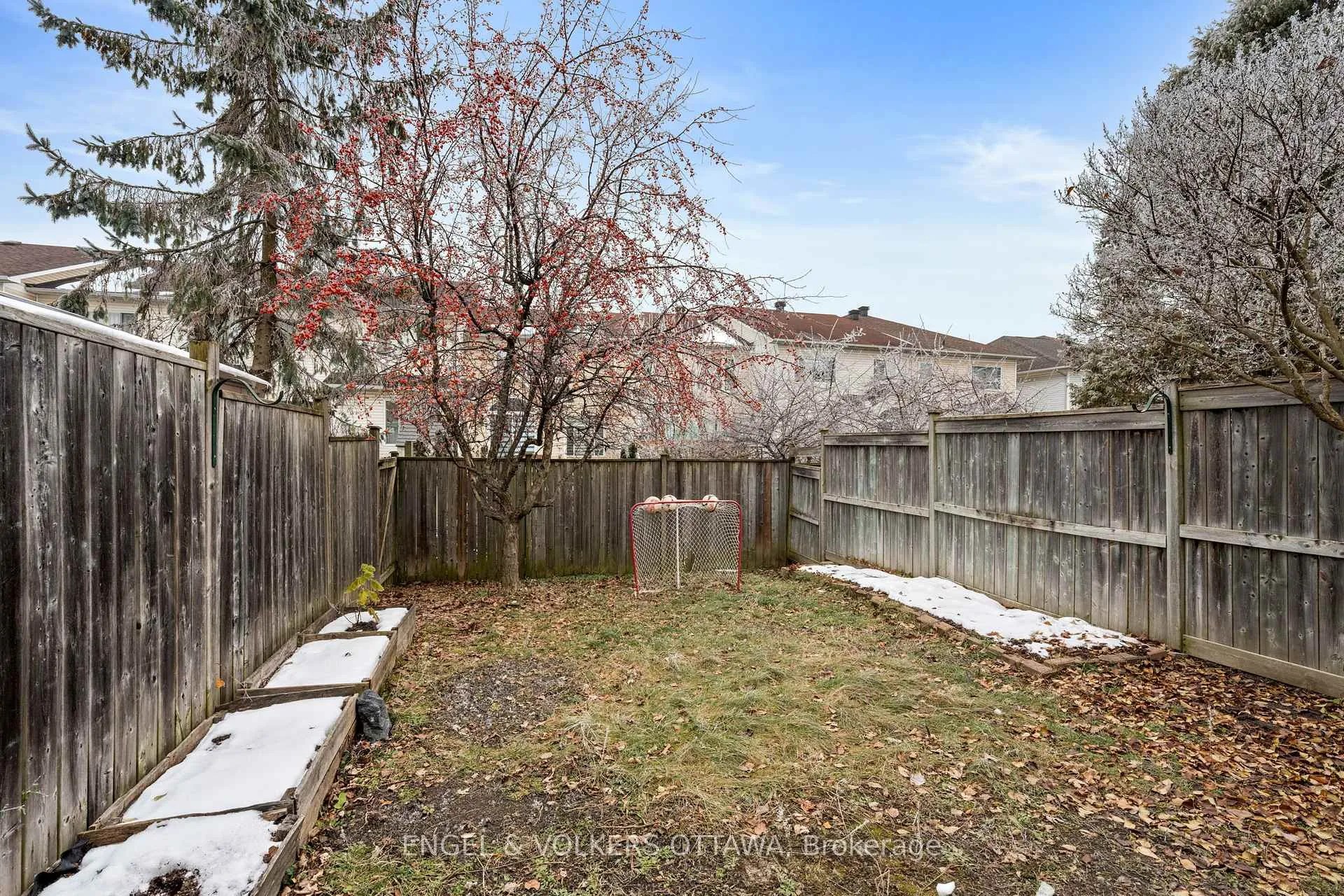 Photo 32 of 526 Meadowbreeze Drive, Ottawa, Kanata - Emerald Meadows/Trailwest — HOMEH
