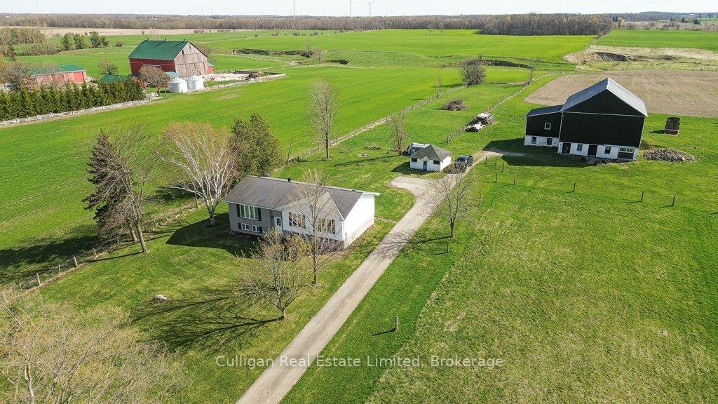 Photo 3 of 110 Main Street, Kincardine — HOMEH
