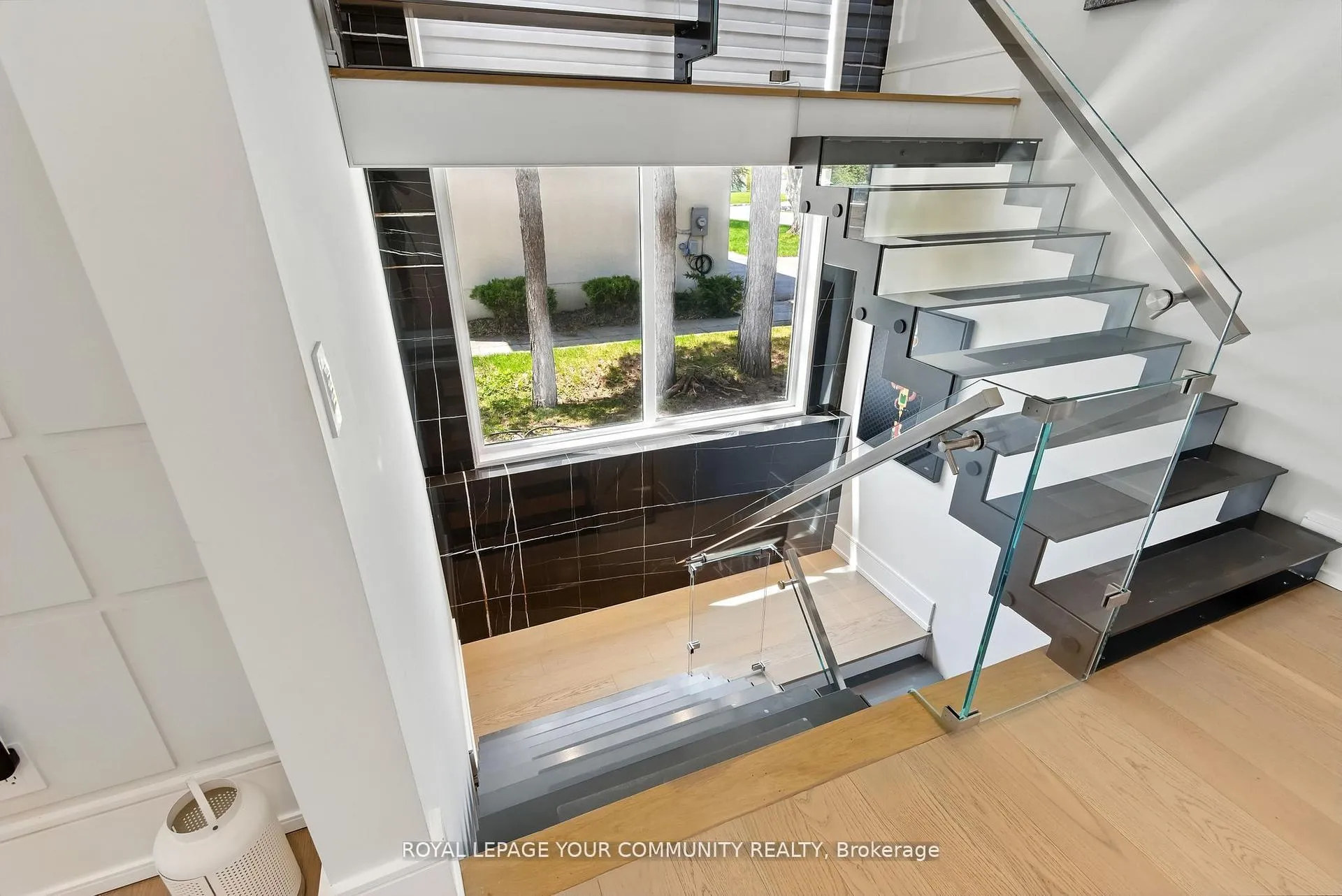 Photo 31 of 115 Patricia Drive, King, King City — HOMEH