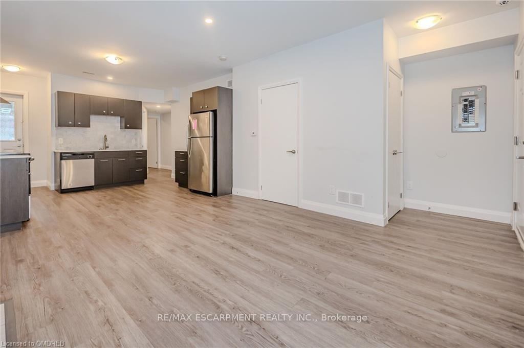 Photo 5 of Unit 2, 74 Cathcart Street, Hamilton, Beasley — HOMEH