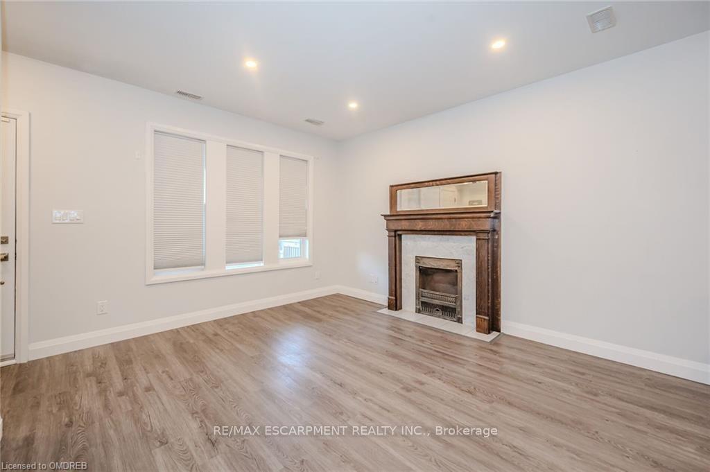 Photo 7 of Unit 2, 74 Cathcart Street, Hamilton, Beasley — HOMEH