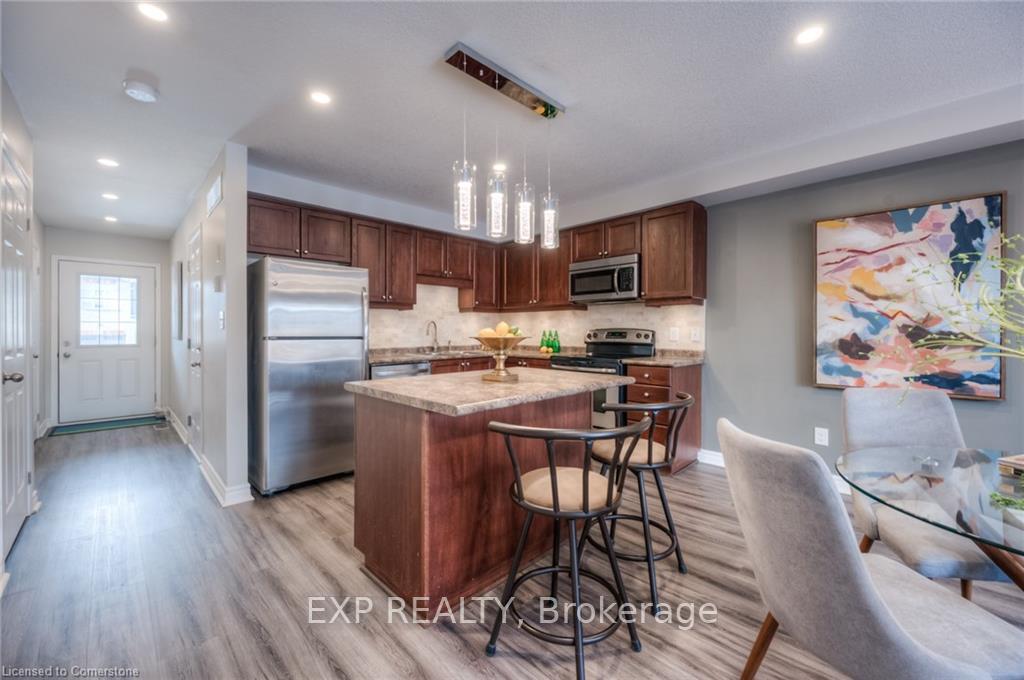 Photo 11 of 30 Machado Street, Kitchener, Huron Park — HOMEH
