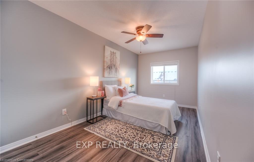 Photo 21 of 30 Machado Street, Kitchener, Huron Park — HOMEH