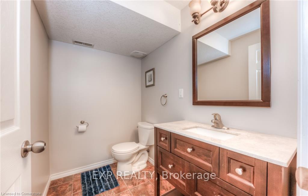 Photo 27 of 30 Machado Street, Kitchener, Huron Park — HOMEH