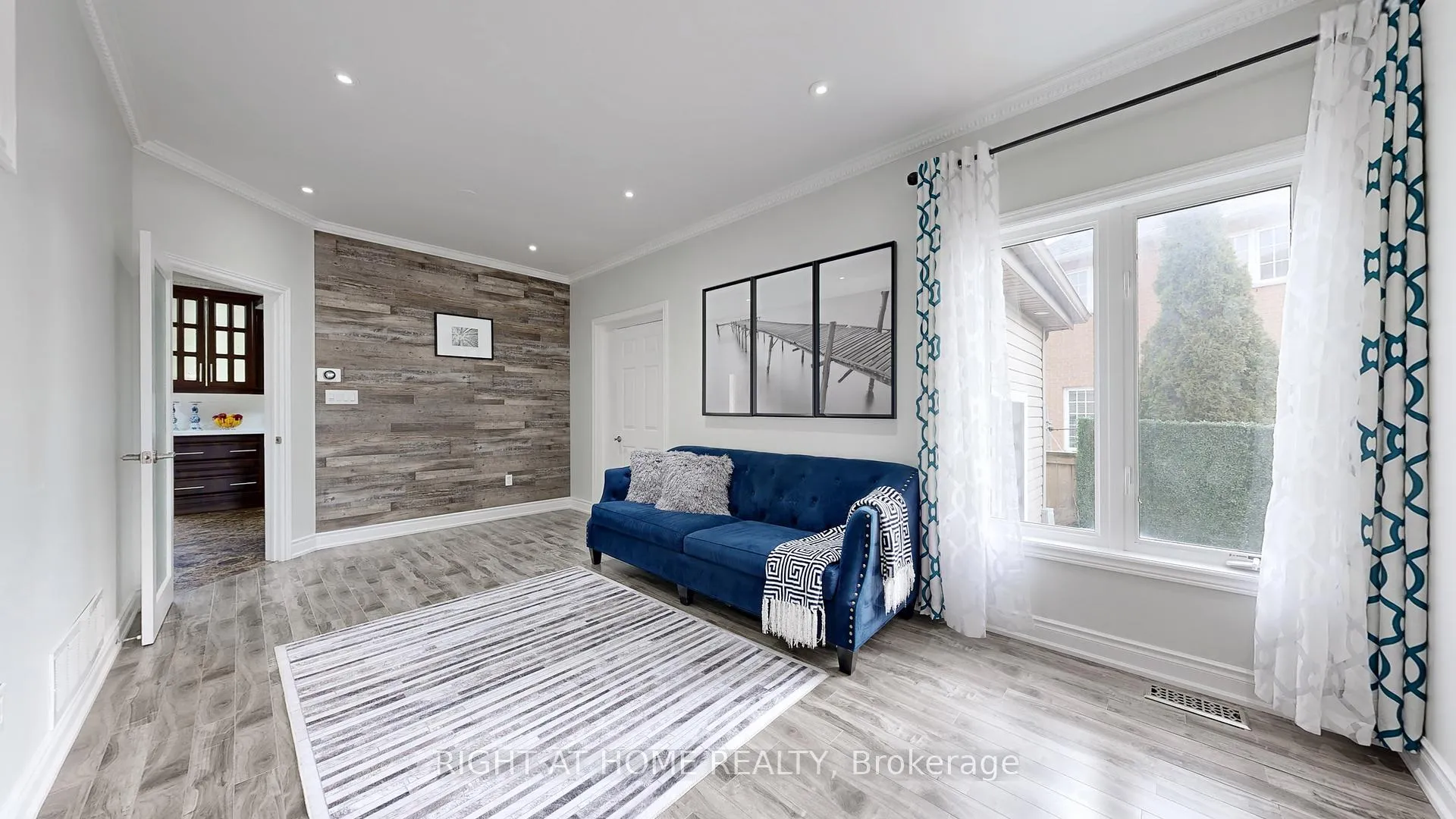 Photo 5 of 419 Elson Street, Markham, Cedarwood — HOMEH