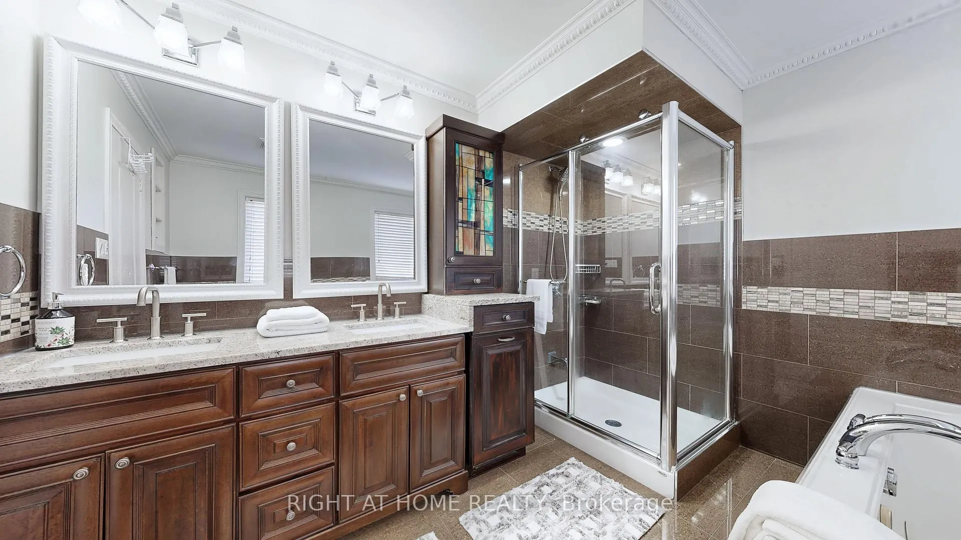 Photo 23 of 419 Elson Street, Markham, Cedarwood — HOMEH