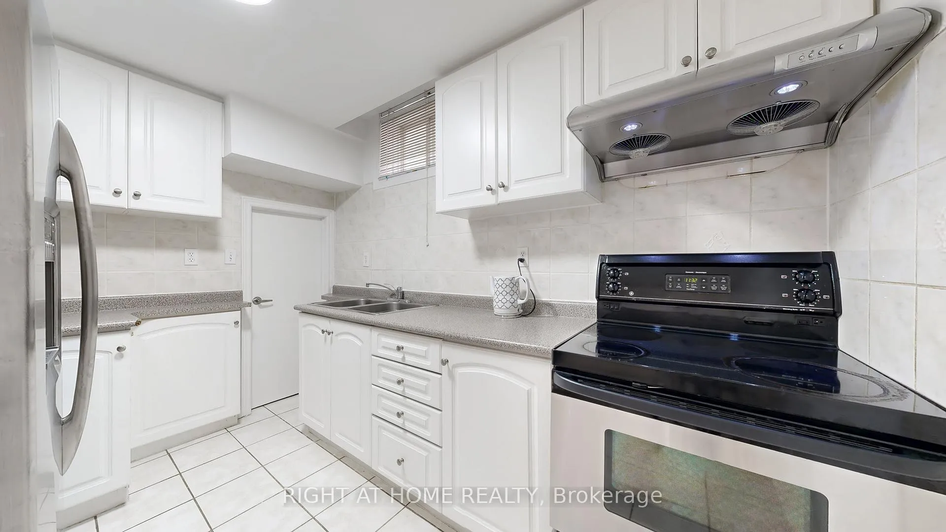 Photo 38 of 419 Elson Street, Markham, Cedarwood — HOMEH