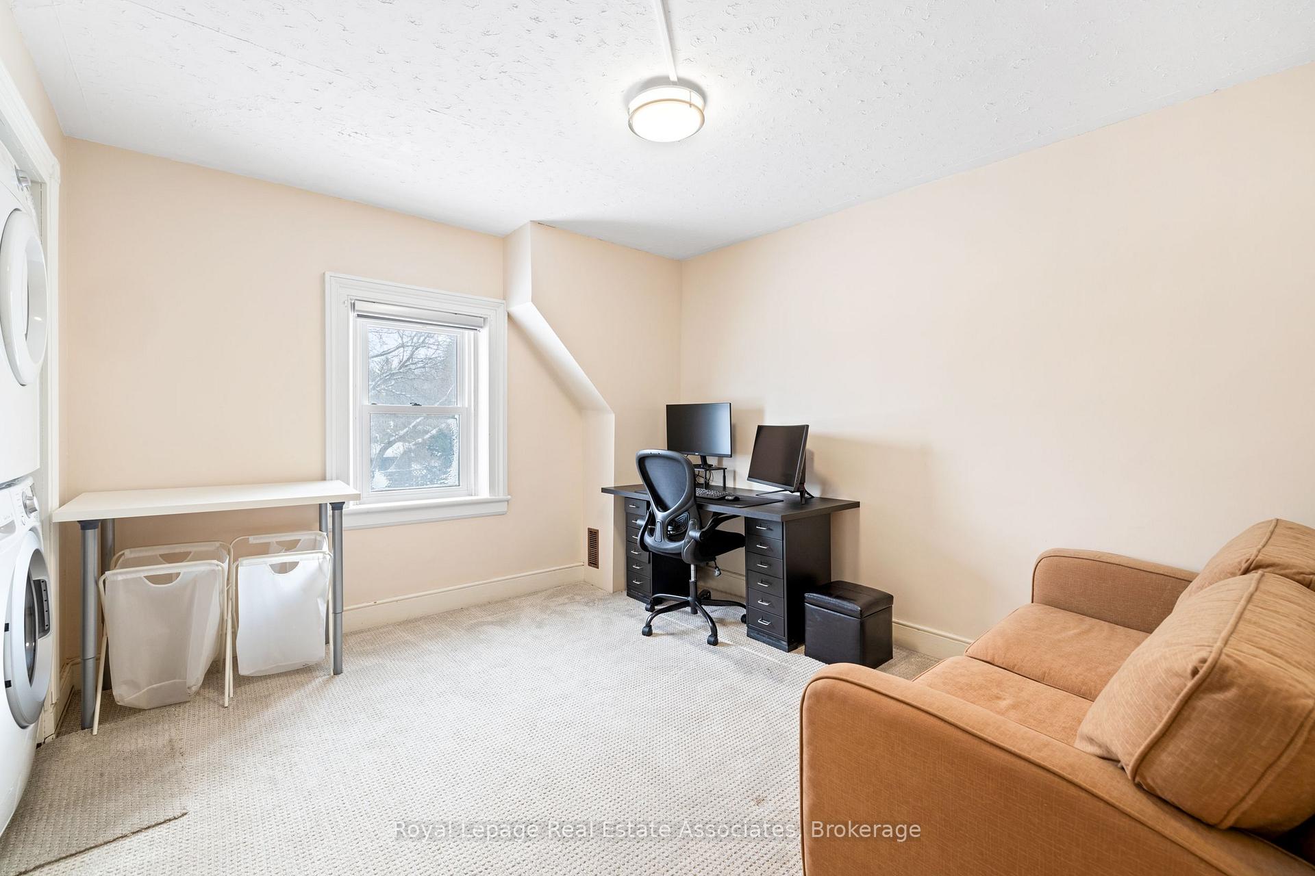 Photo 18 of 1379 Killarney Beach Road, Innisfil, Lefroy — HOMEH