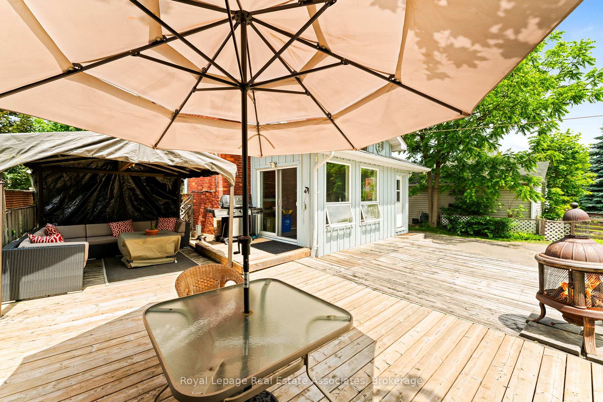 Photo 33 of 1379 Killarney Beach Road, Innisfil, Lefroy — HOMEH