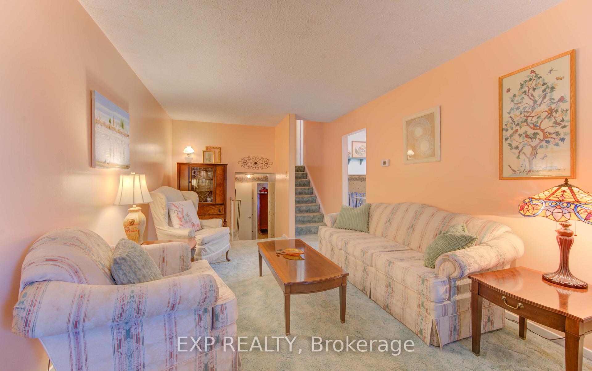 Photo 8 of 92 Halifax Drive, Kitchener — HOMEH