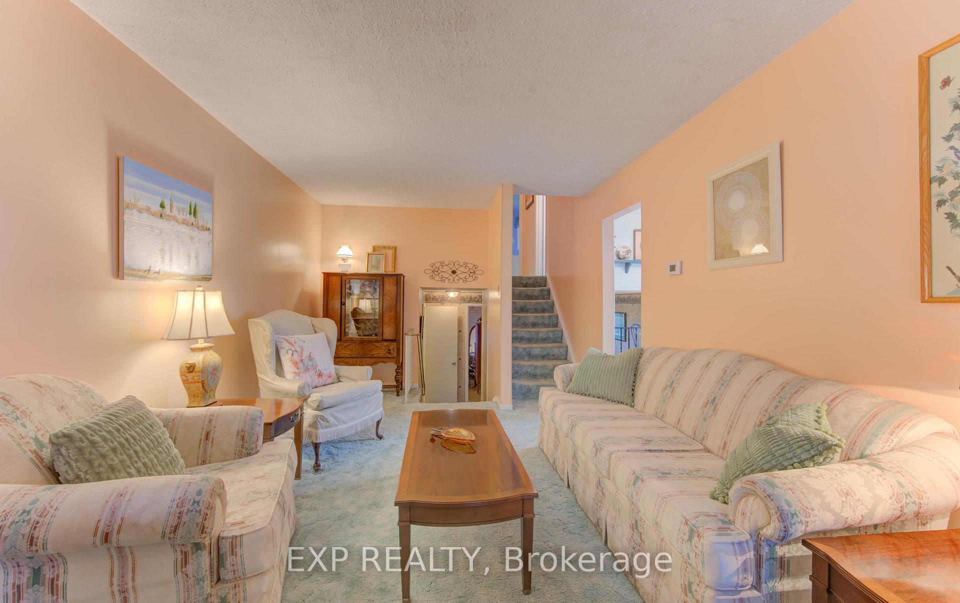 Photo 9 of 92 Halifax Drive, Kitchener — HOMEH