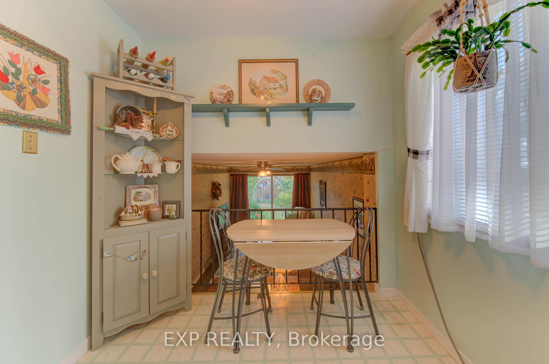 Photo 14 of 92 Halifax Drive, Kitchener — HOMEH
