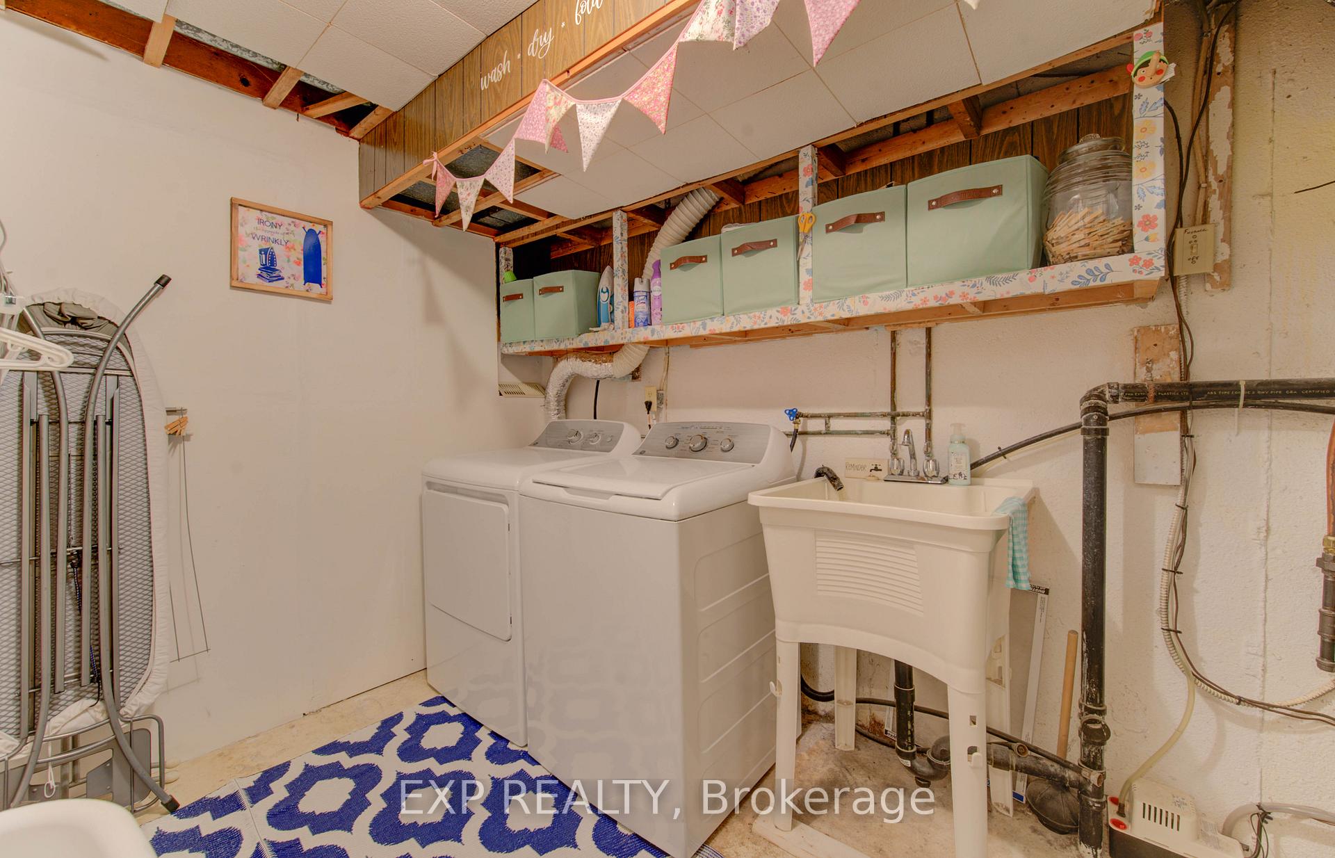 Photo 26 of 92 Halifax Drive, Kitchener — HOMEH