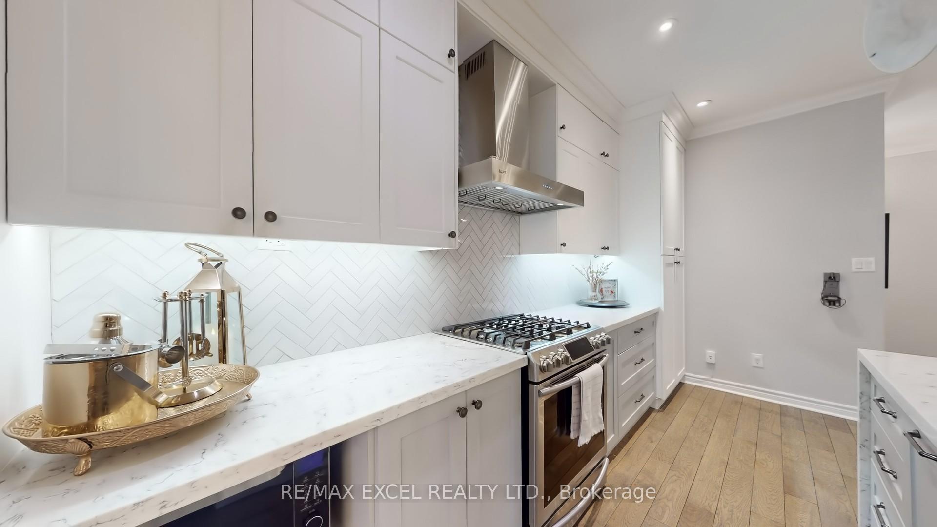Photo 11 of 87 The Fairways, Markham, Angus Glen — HOMEH