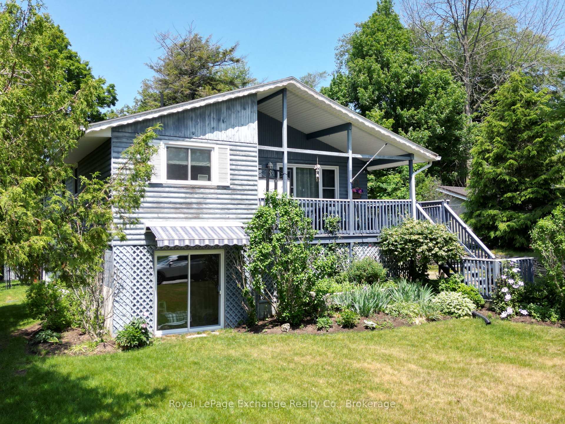 Front of 105 Menomini Road