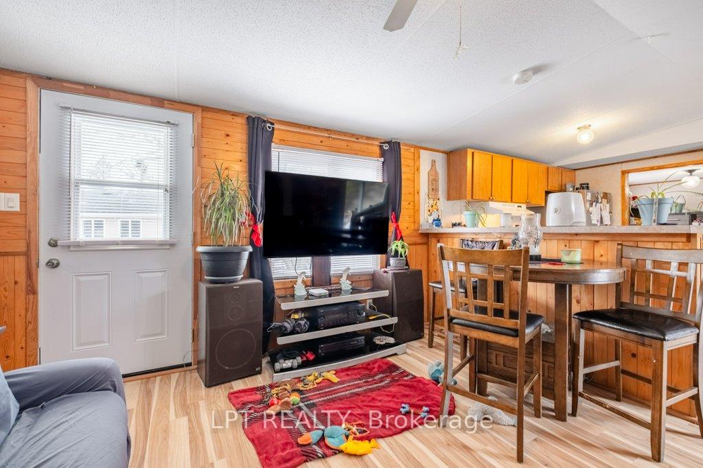 Photo 4 of Unit 19, 5633 Bath Road, Loyalist, Lennox and Addington - South — HOMEH