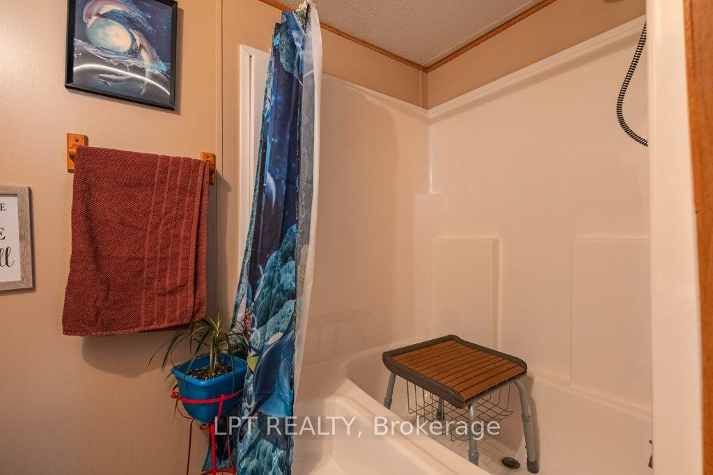 Photo 20 of Unit 19, 5633 Bath Road, Loyalist, Lennox and Addington - South — HOMEH